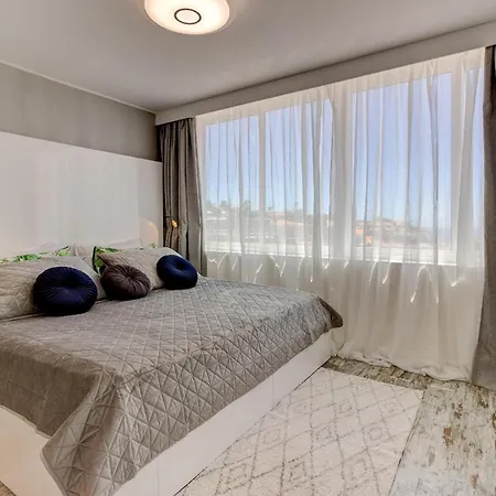 Panoramic Ocean Mountain View 3 דירה *