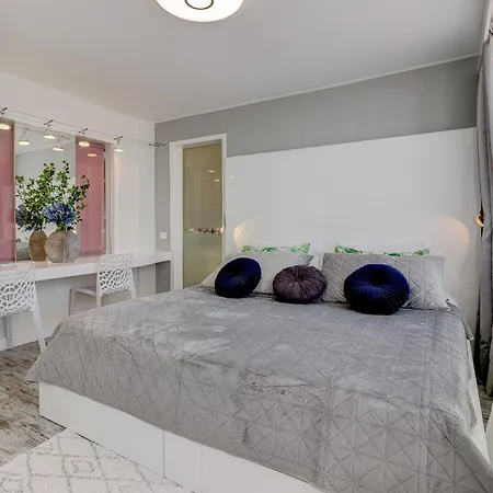 Panoramic Ocean Mountain View 3 Апартаменты