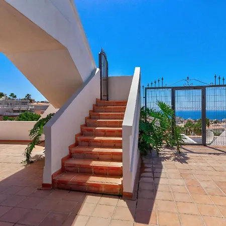 דירה Panoramic Ocean Mountain View 3 *