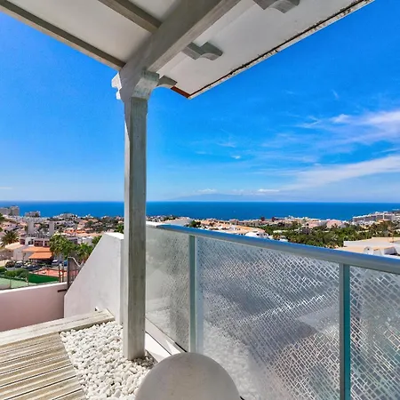 דירה Panoramic Ocean Mountain View 3 *