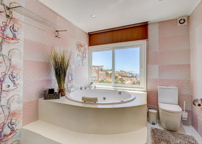 Panoramic Ocean Mountain View 3 * Адехе