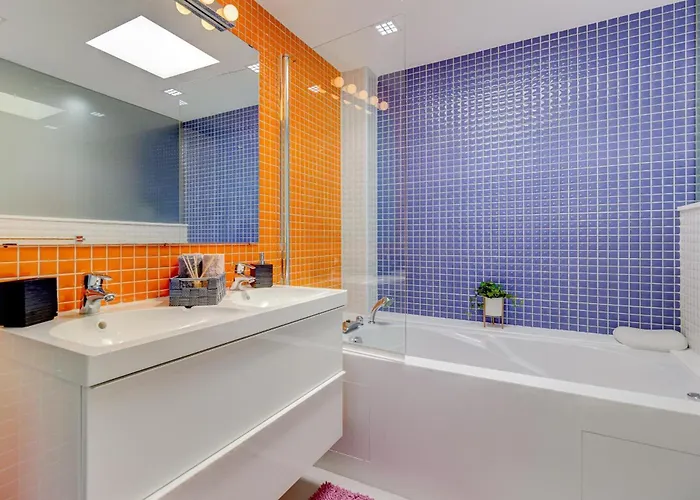 Panoramic Ocean Mountain View 3 Daire