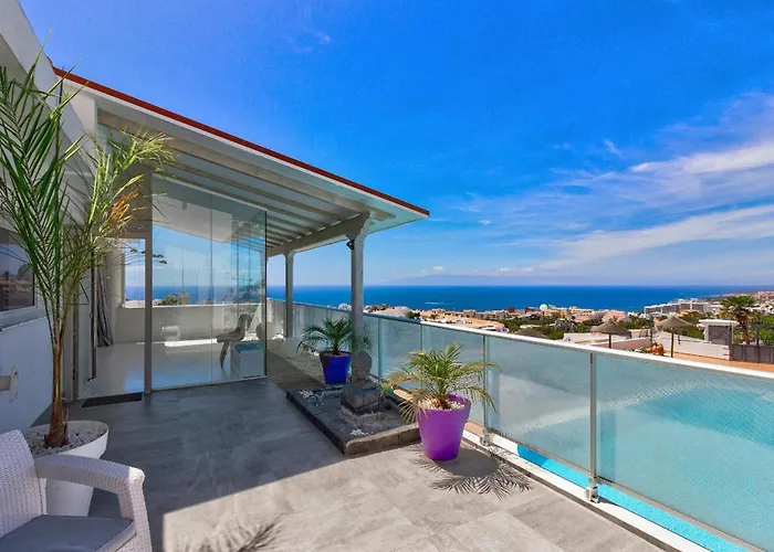 Panoramic Ocean Mountain View 3 Daire *